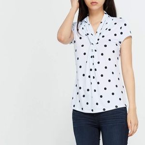 ❤️ NWT Polka-dot Blouse ❤️